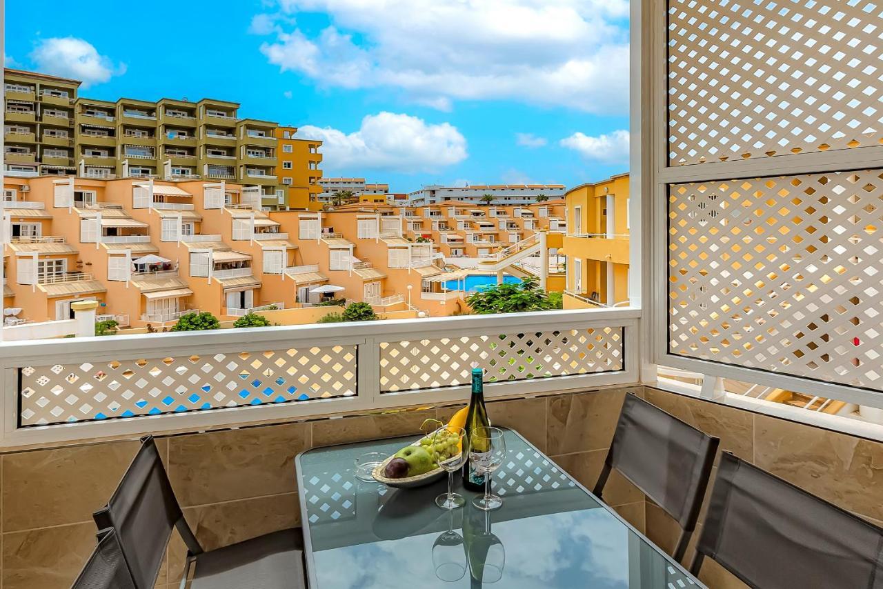 Luxury Two-bedroom Four Seasons Apartament Costa Adeje (Tenerife)