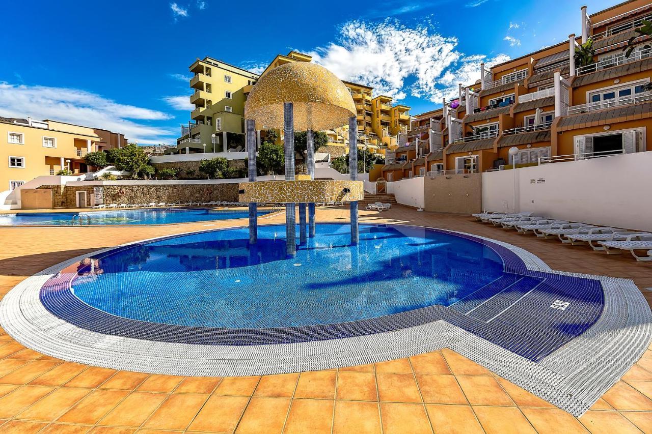 Luxury Two-bedroom Four Seasons Apartment Costa Adeje (Tenerife)